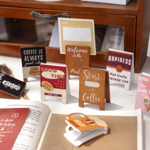 Retro Wooden Note Holder & Paper Clip